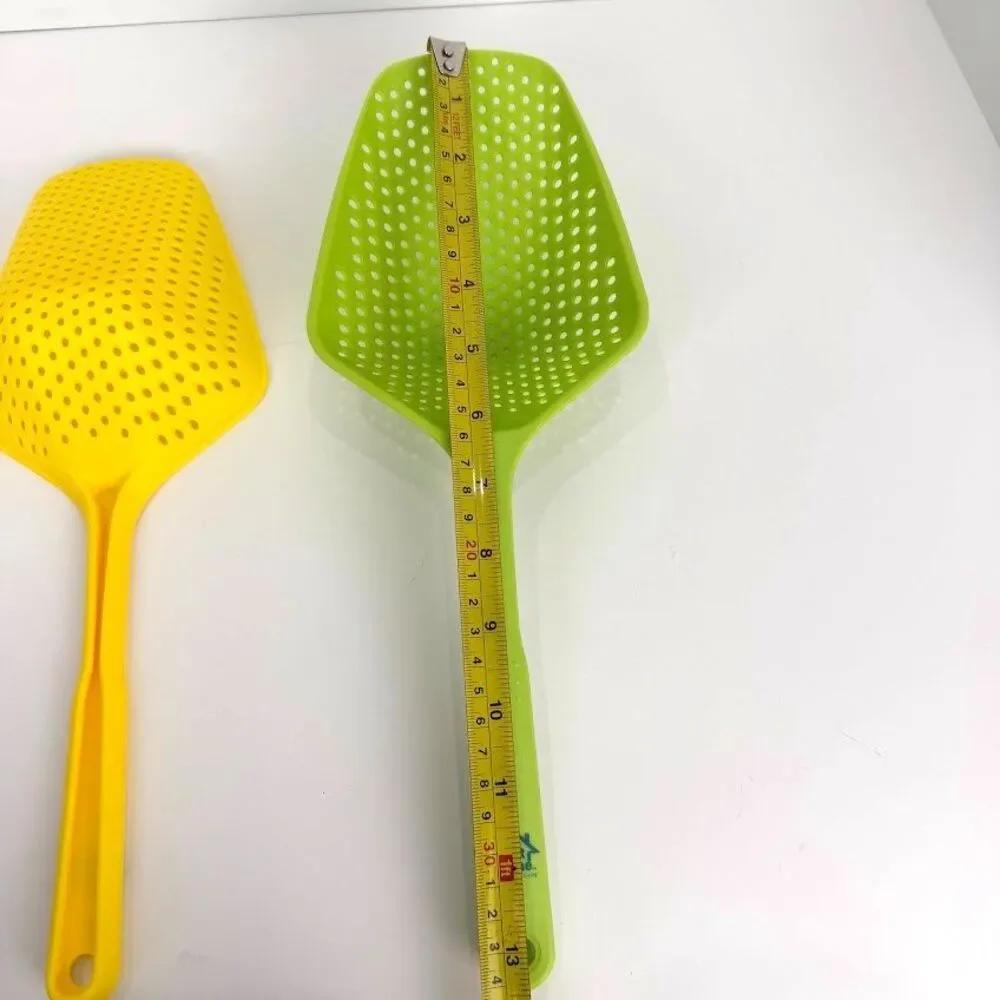 Set of 2 Kitchen Strainer Spoons/Scoops, EUC